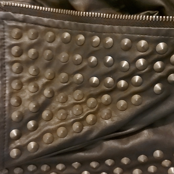 Studded leather biker vest - Picture 7 of 8